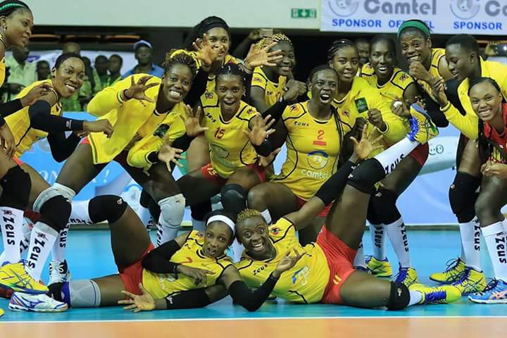KAMERUNS FRAUEN VOLLEYBALL MANNSCHAFT WURDE ZUM AFRIKANISCHEN CAHMPION
